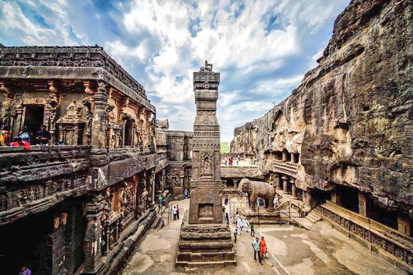 అసంపూర్తిగా ఉన్న అద్భుతమైన ఆలయ నిర్మాణం – ఇది శిఖరం లేని శివాలయం!